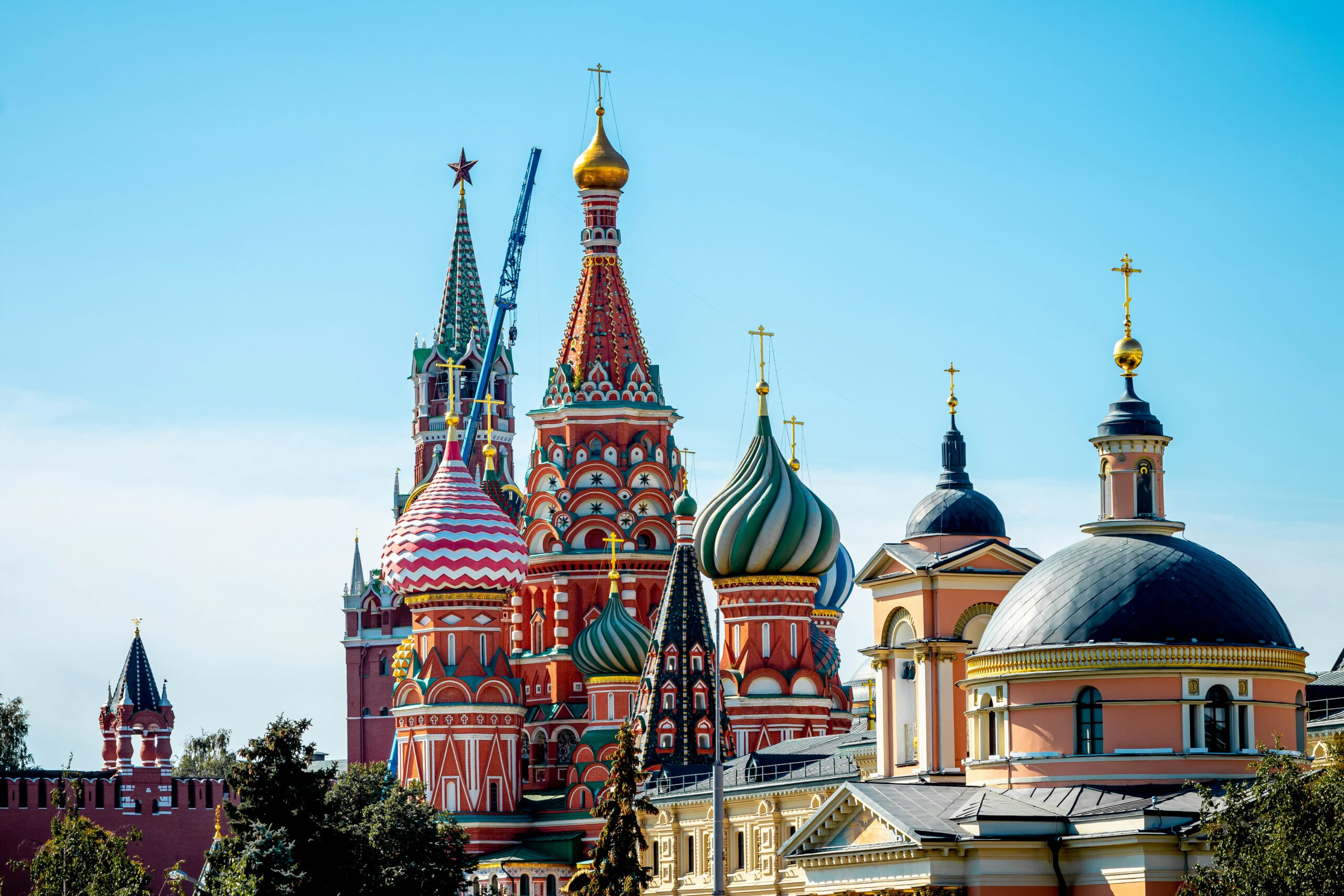 Russia visa travel image featuring Saint Basil’s Cathedral in Moscow