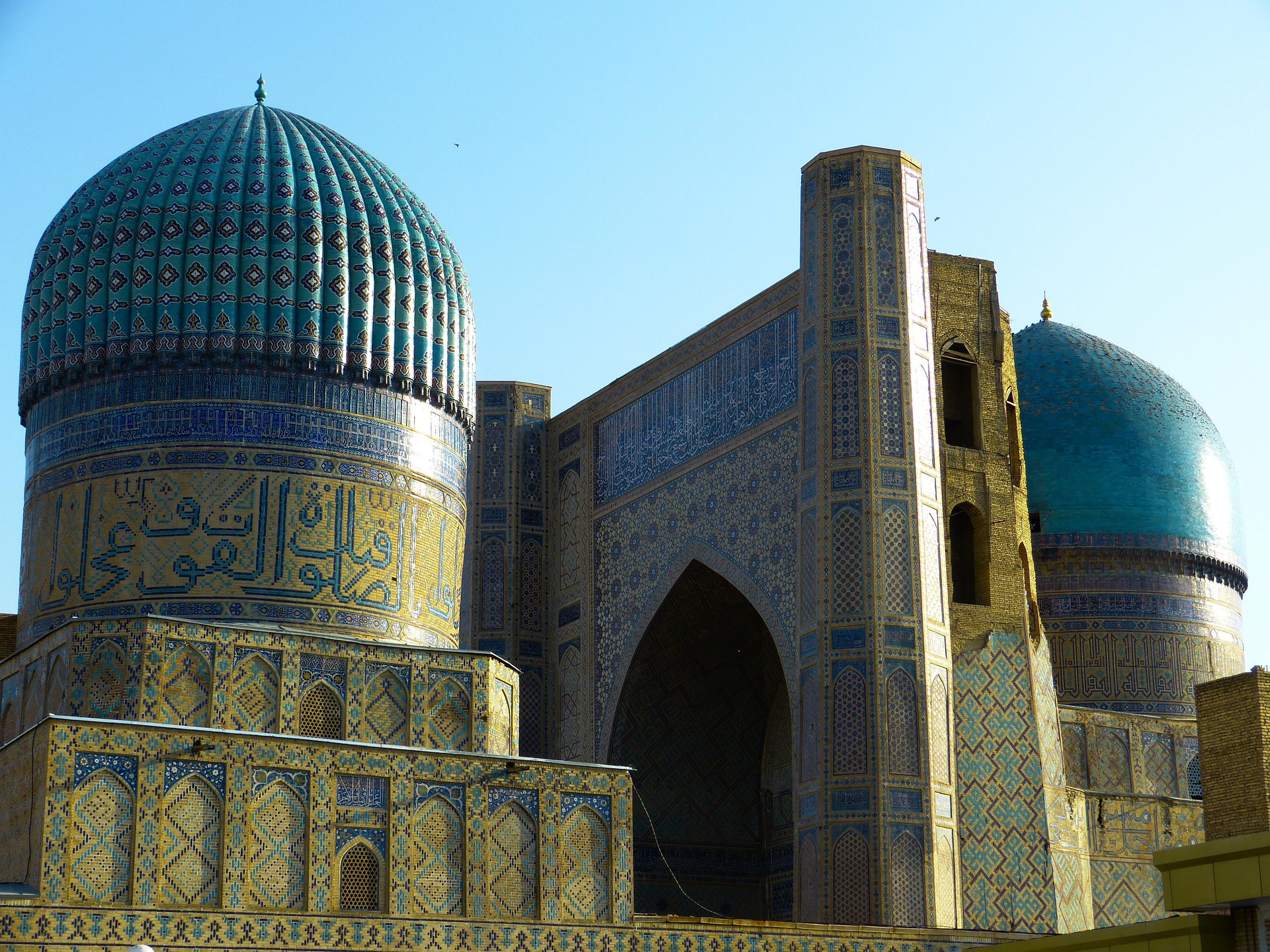 Uzbekistan Visa Guide 2026 Samarkand Bibi Khanym Mosque blue dome architecture