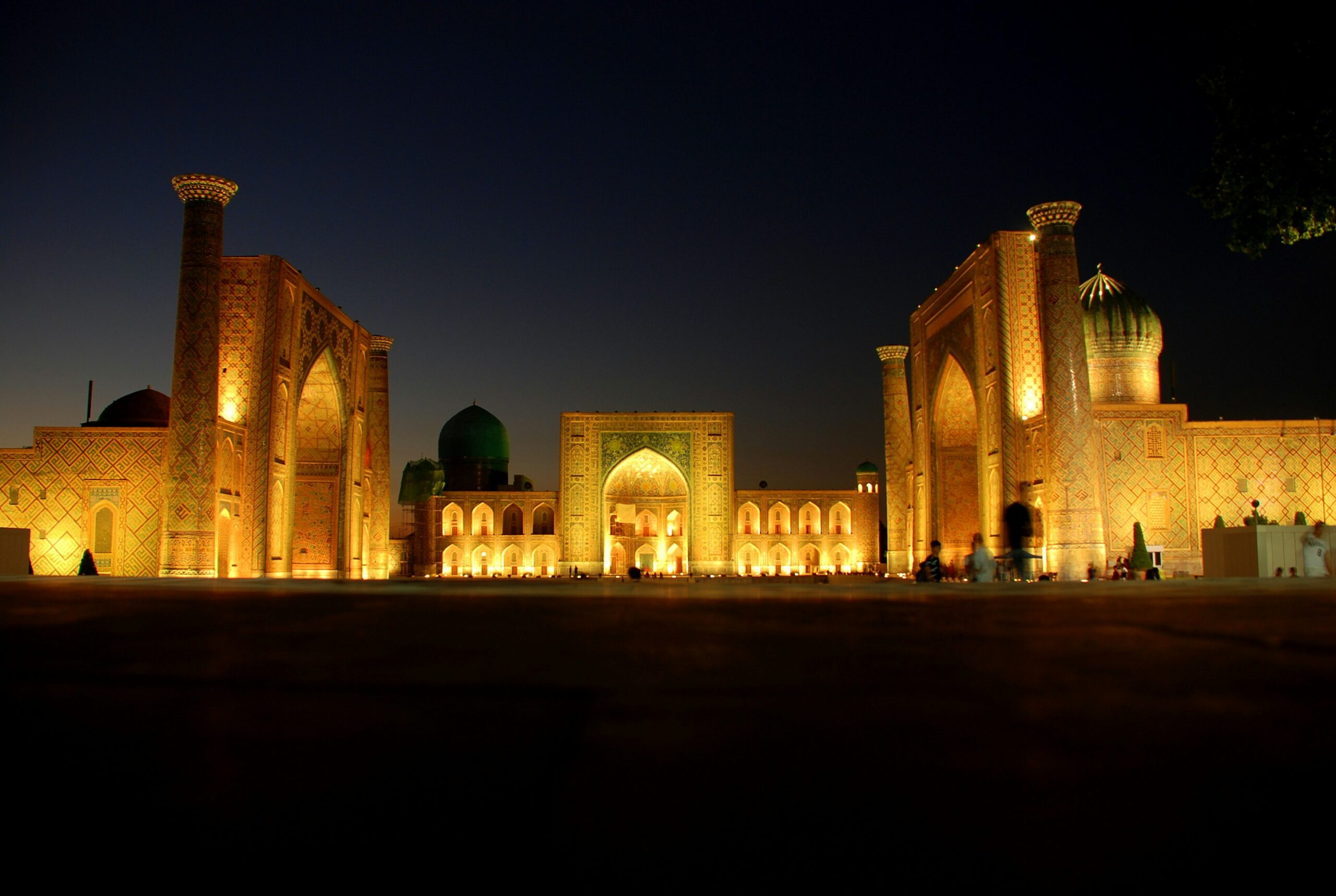 Uzbekistan Visa Guide 2026 Samarkand Registan night view illuminated architecture
